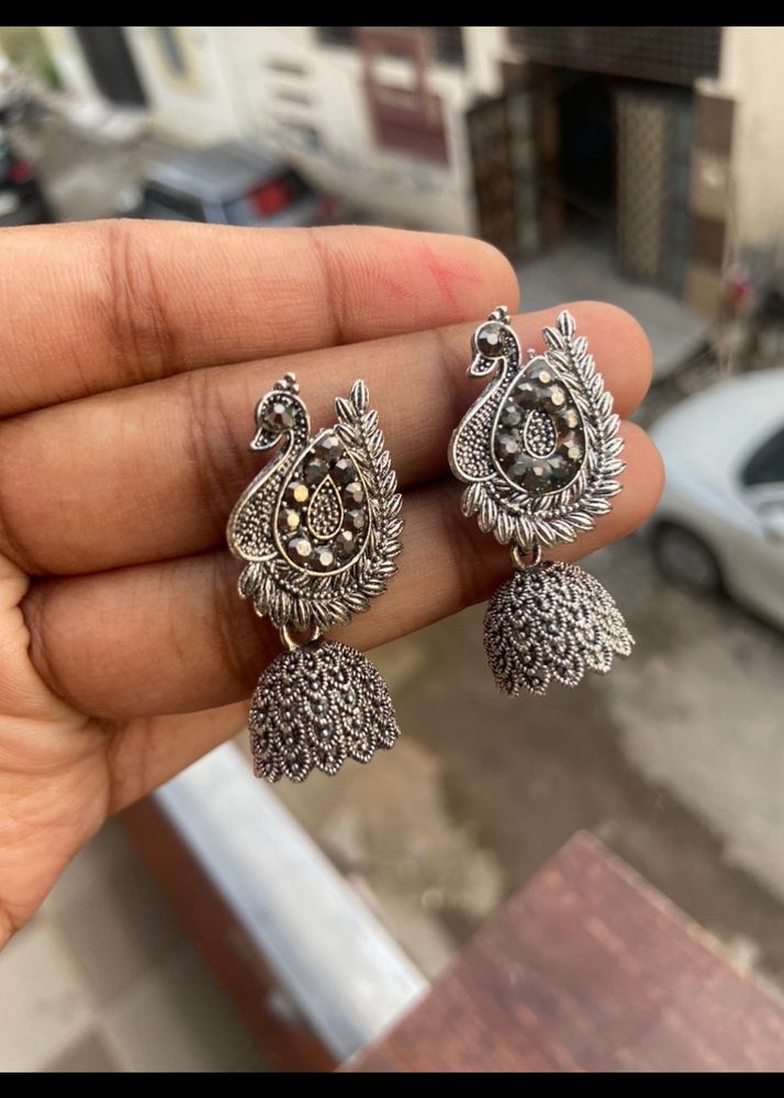 Earring