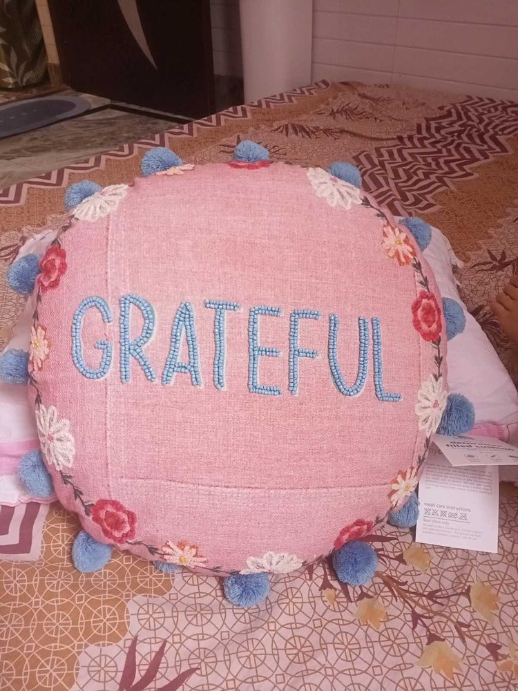 Pink &#39;Grateful&#39; Floral Round Pillow