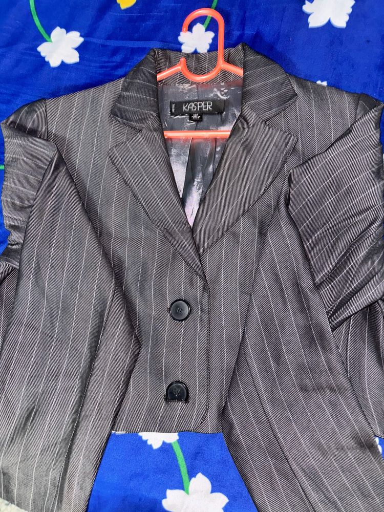 Long Sleeve Crop Black  Blazer