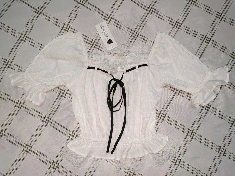 Cottagecore/Coquette Lace-bow Top