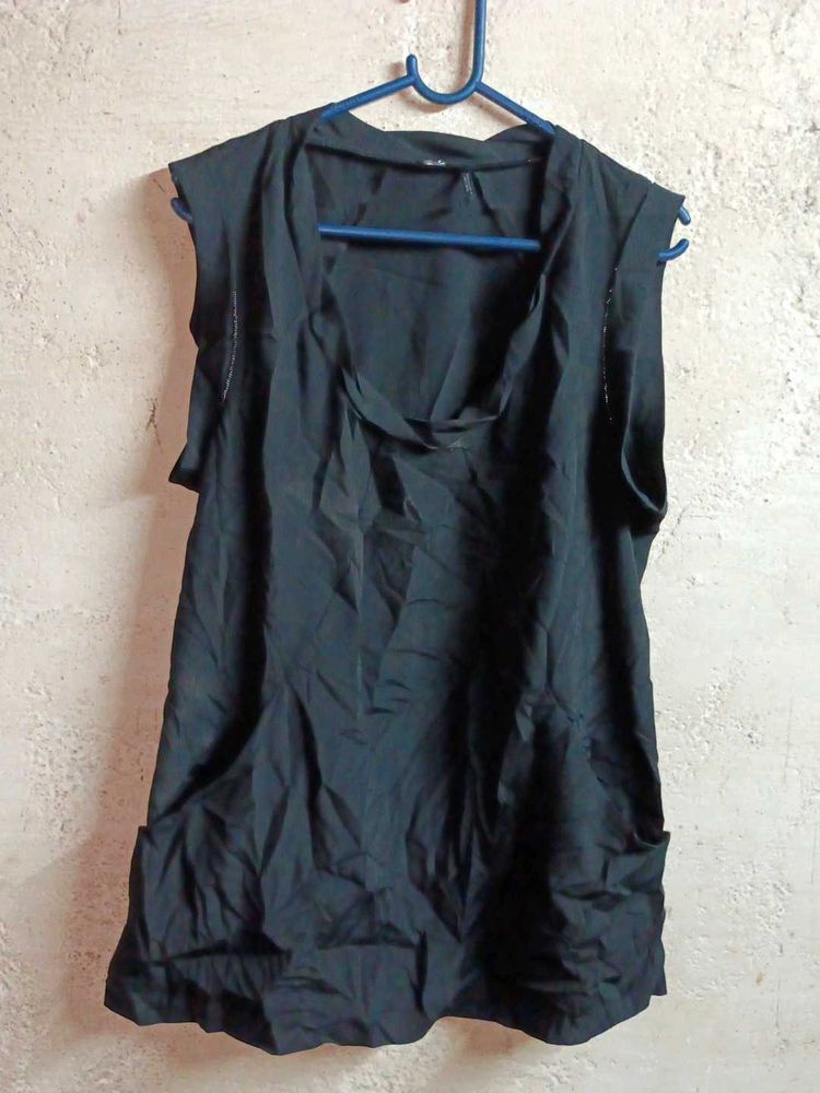 GUESS Summer Fashion Top Sleeveless Black