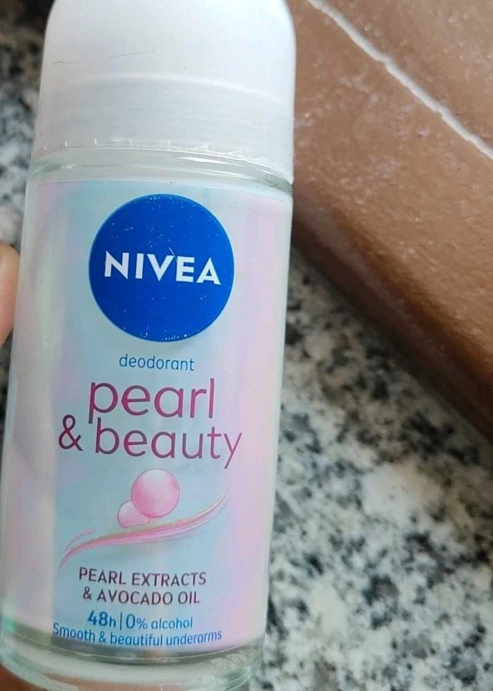 Nivea Pearl &amp; Beauty Deodorant
