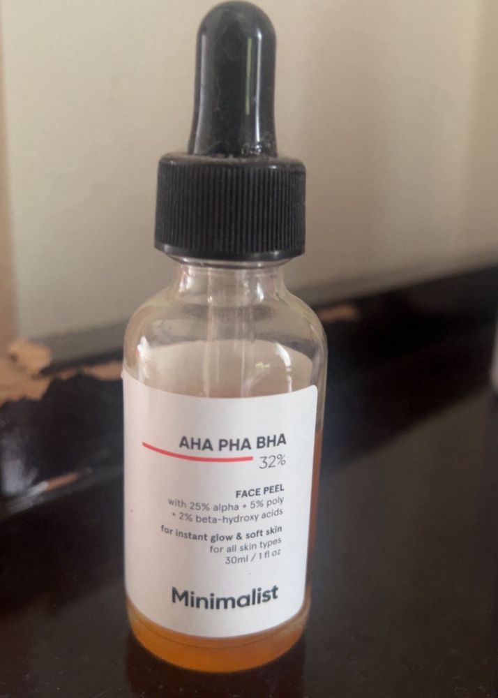 Minimalist AHA BHA Face Peel
