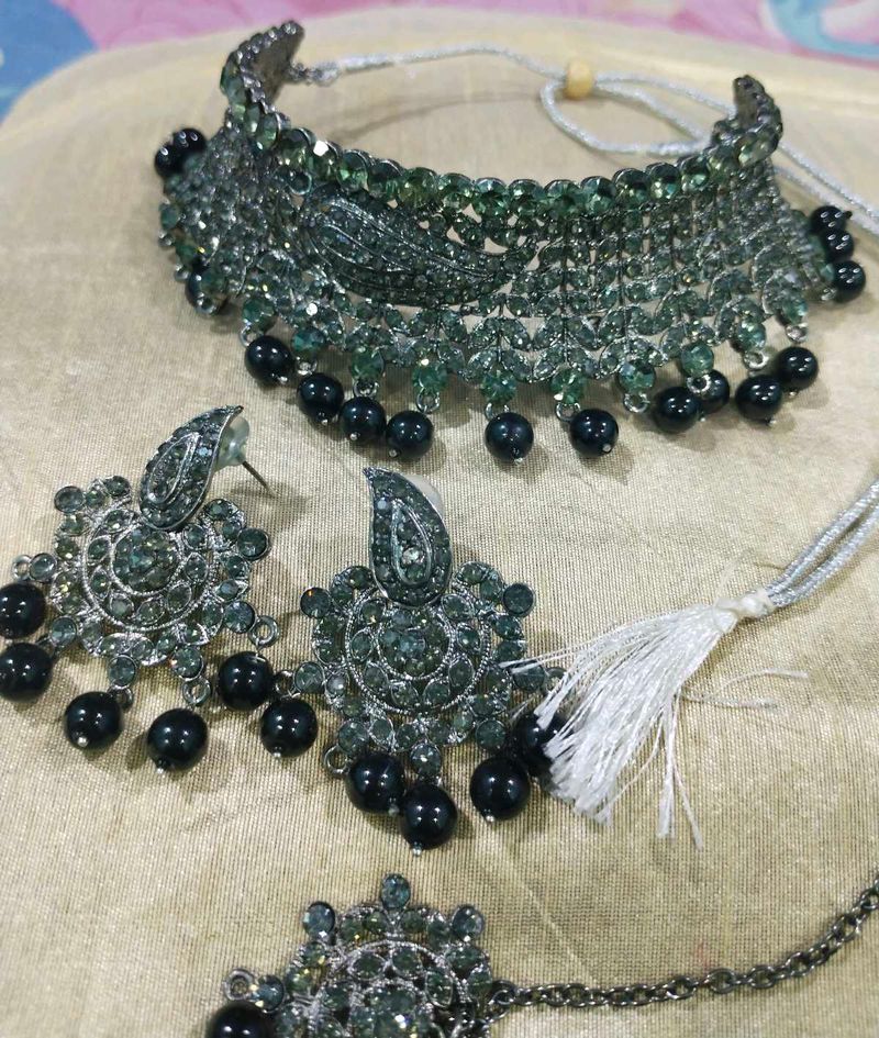 DESIGNER🌿 NACKLACE GREEN 💚