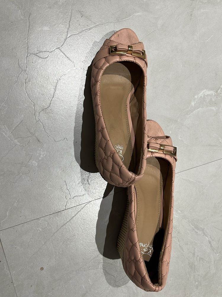Pink Wedges