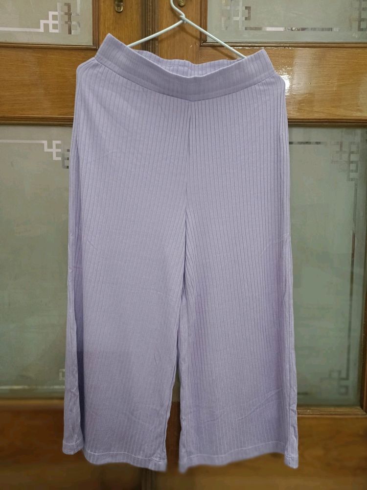 3/4 Lavender Pants
