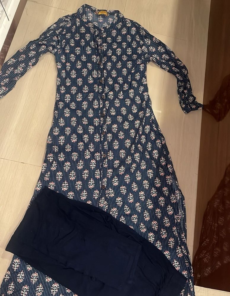 Elegant Floral Print Kurta Set