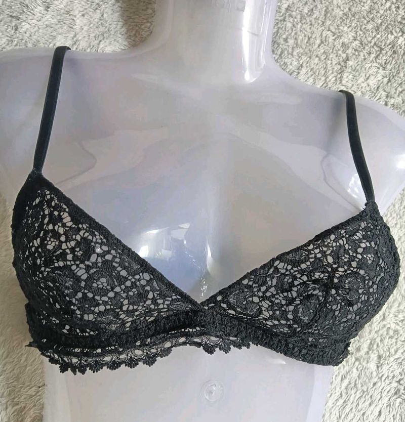 32 C Size Black Look 💙