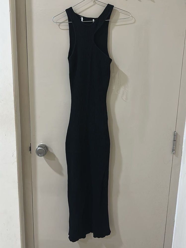 Black Ribbed Bodycon 🖤