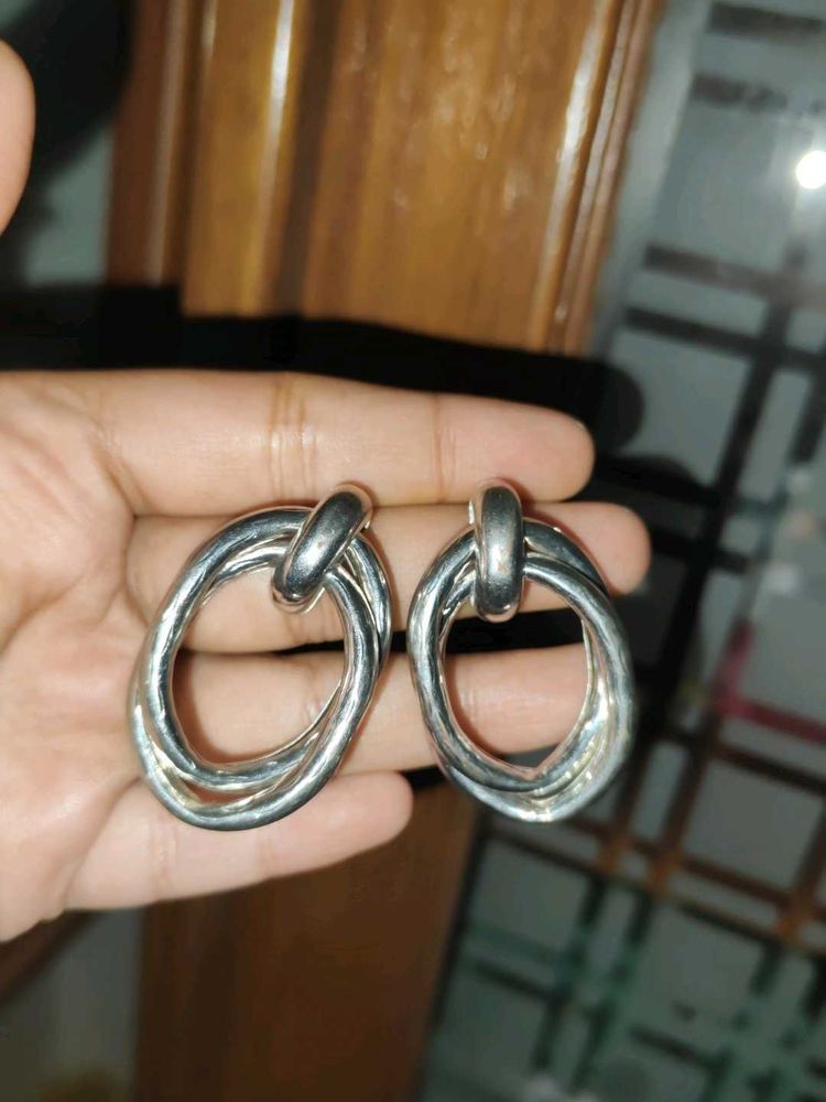 Silver Oval Knot Earrings