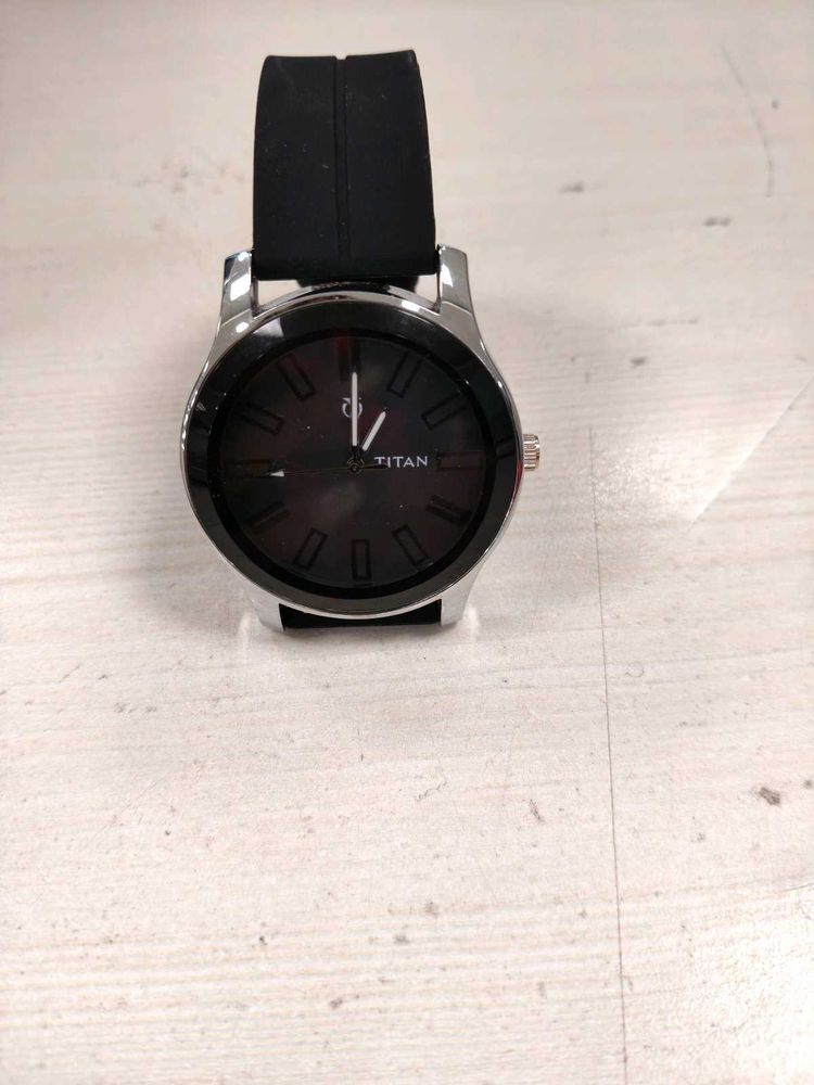 Titan Black Strap Magnetic Lock Watch