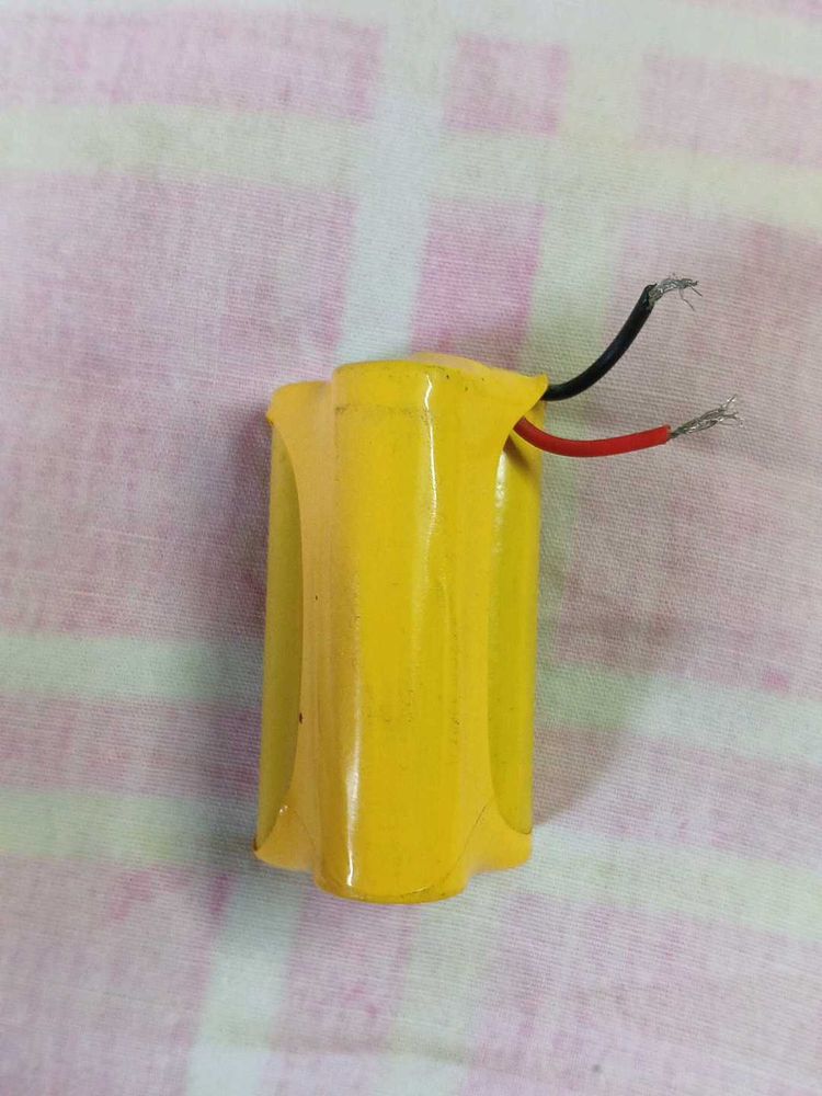 12 Volt Ka Battery Hai