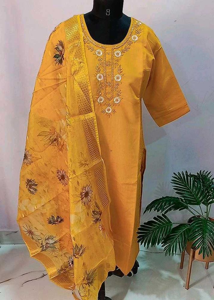 Gorgeous 3 Piece Yellow Suit Set