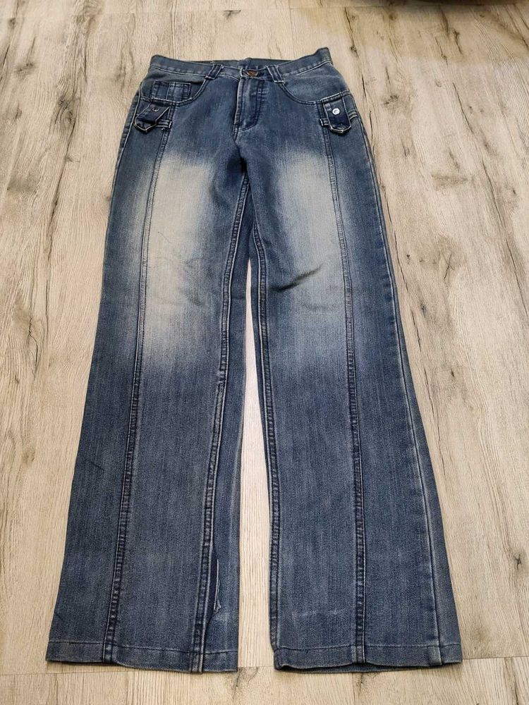 Ma2409  Zinc baggy jeans waist 26 inches