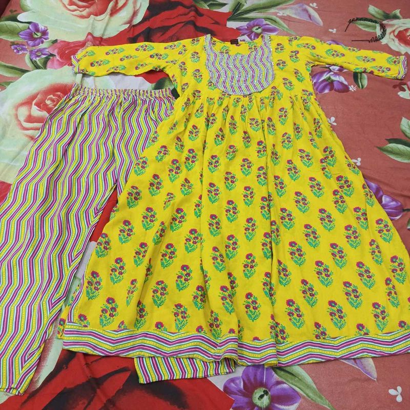 Yellow Floral🌺🌻🌷