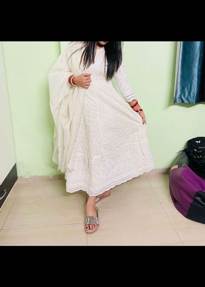 Elegant White Ethnic Gown