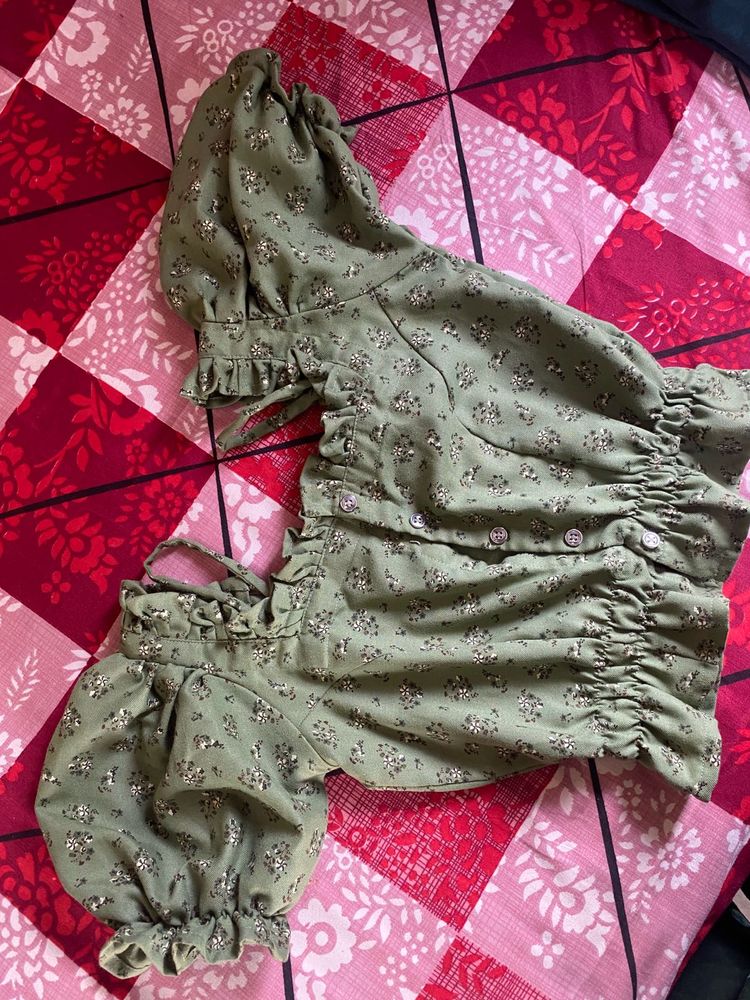 Floral Print Puff Sleeve Top