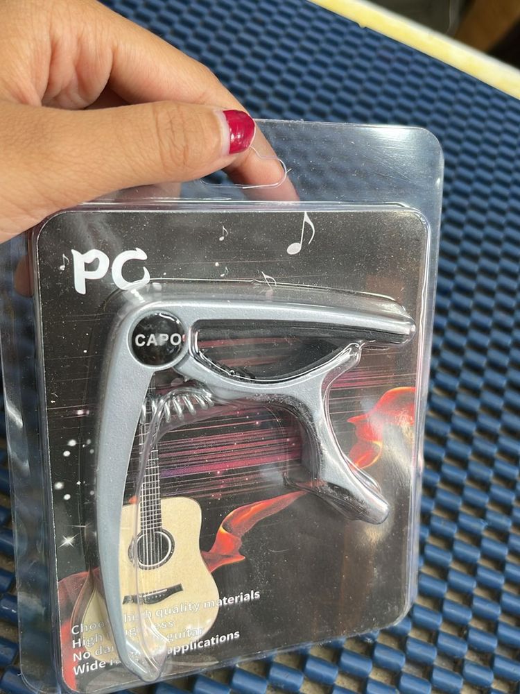 GUITAR CAPO