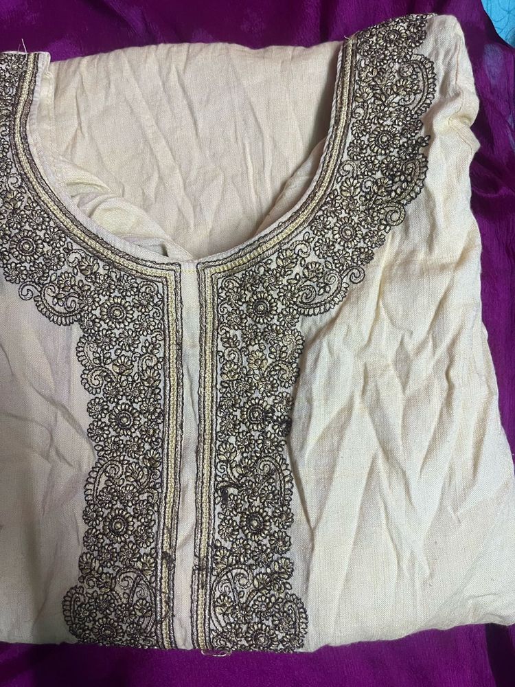 3 Kurti Combo Elegant Embroidered Kurta Set