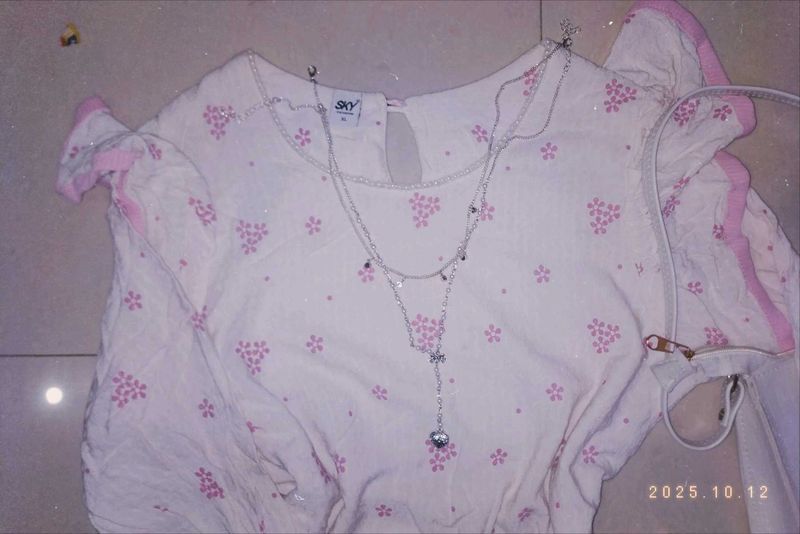 Y2k Winged shoulders printed top