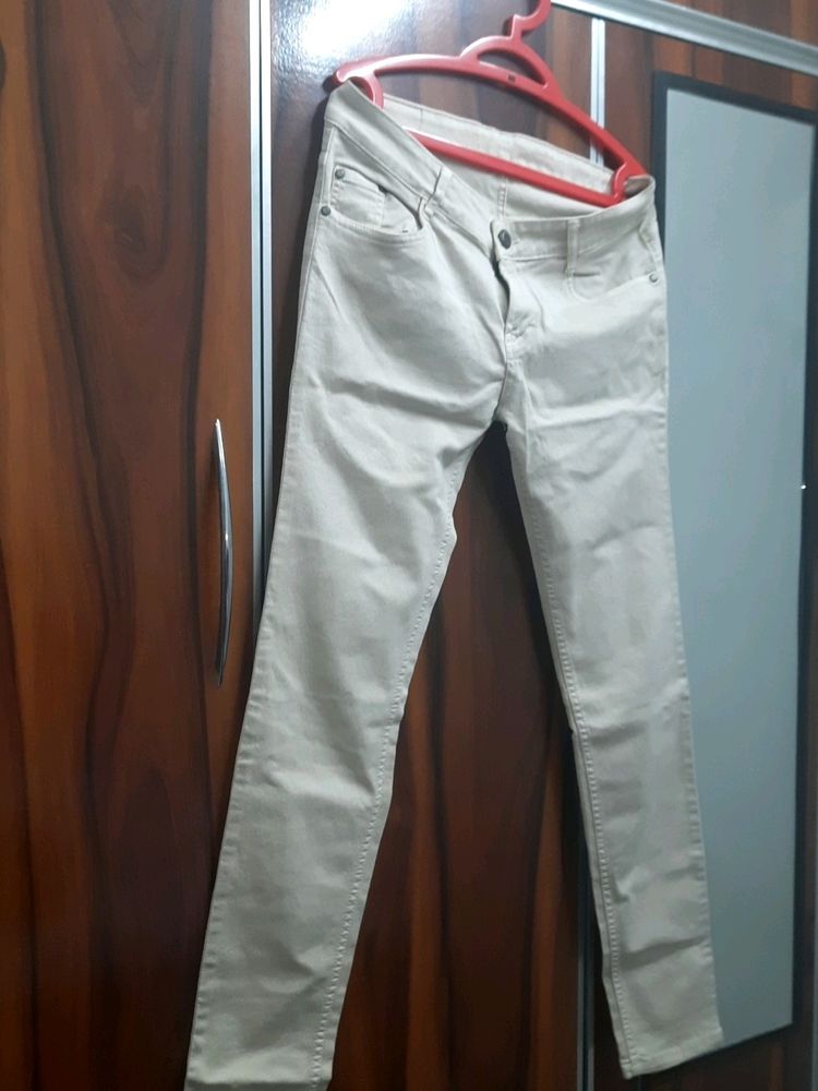 Like New ZOLA denim