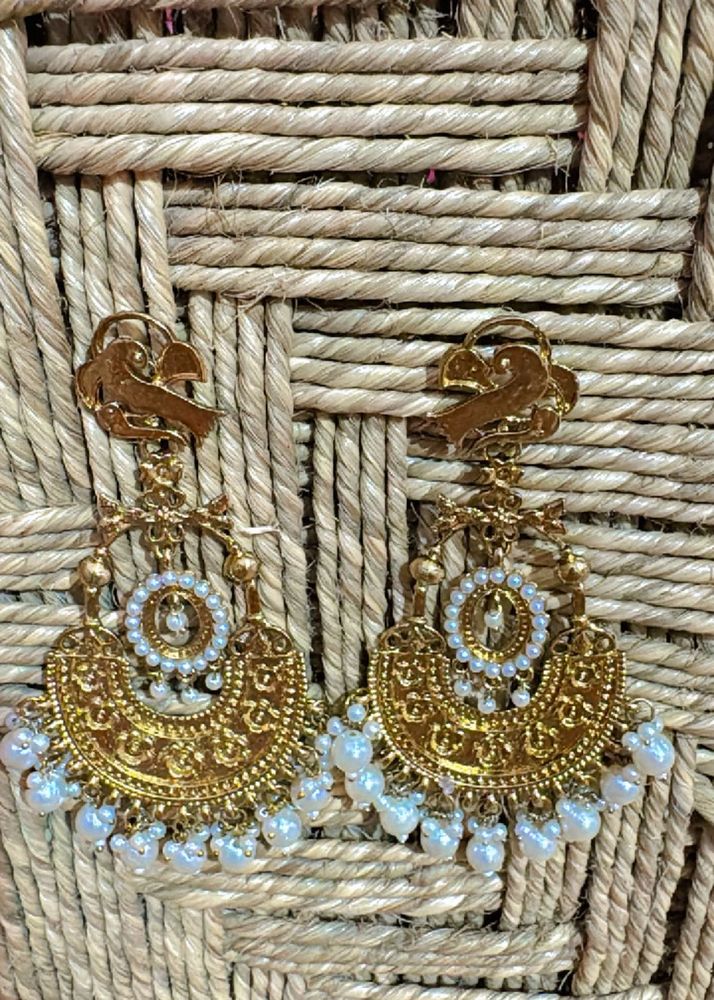 Vintage Gold Tone Bird Drop Earrings