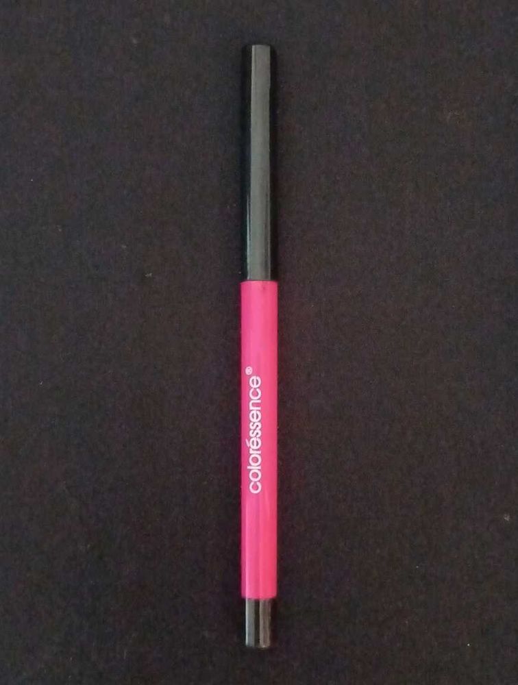 Color Essence Kajal (Black)