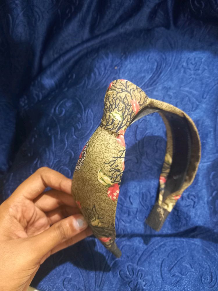 Aesthetic Hair Band With Size Note