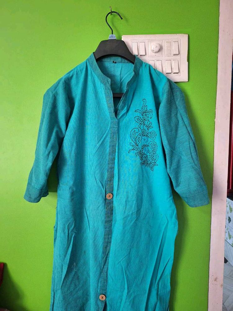 Elegant Teal Embroidered Kurta