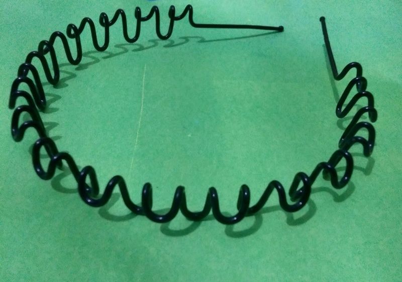 Zig zag Wave Hair Band For Man &amp; Women. Fashionable Best Quality Hair Band (Black) (Pack of 1) .Country of Origin : IndiaMore Information
