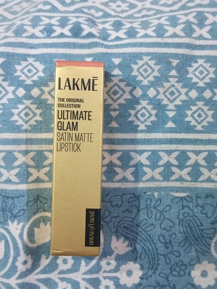 Lakme Ultimate Glam Lipstick