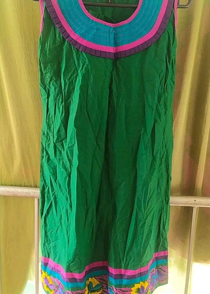 Green Sleeveless Dress