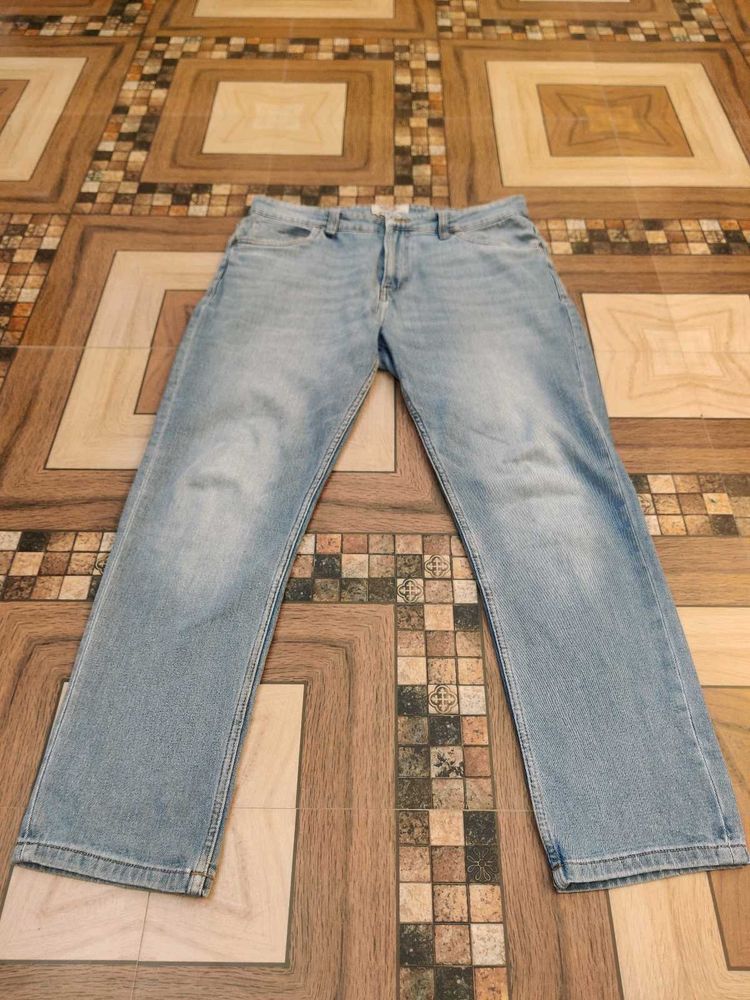 roadster Light Wash Denim Jeans