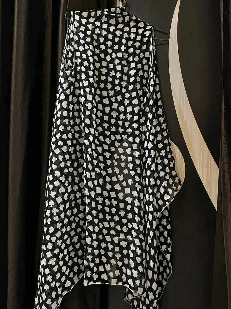 Black White Shrug with Cards Print