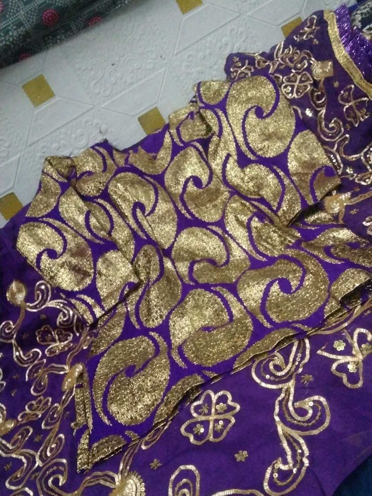 Low Price Trendy Kurti With Lehenga And Dupatta😍