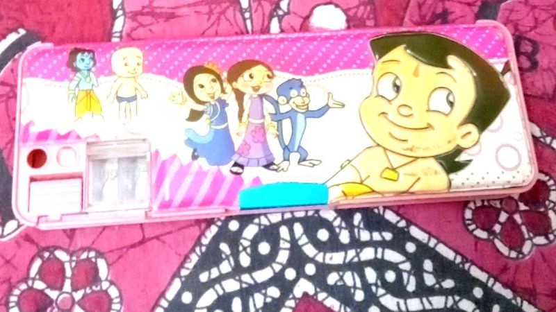 Pink Colour Magnetic Pencil Box
