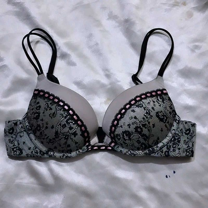 Victorias Secret Bra