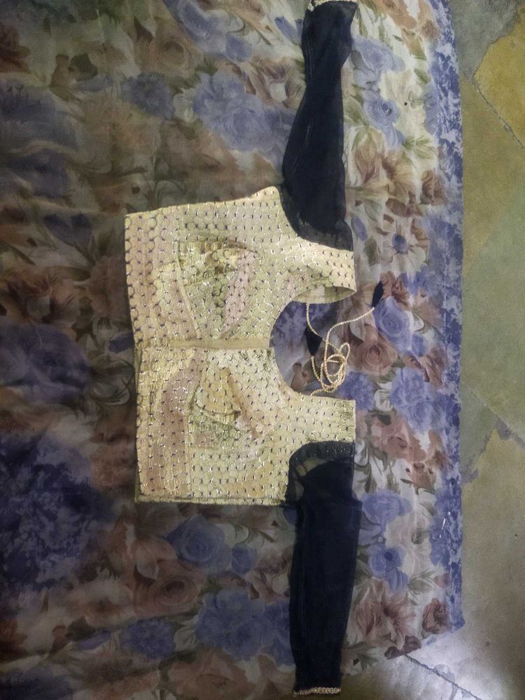 Embroidered Blouse with Sleeves