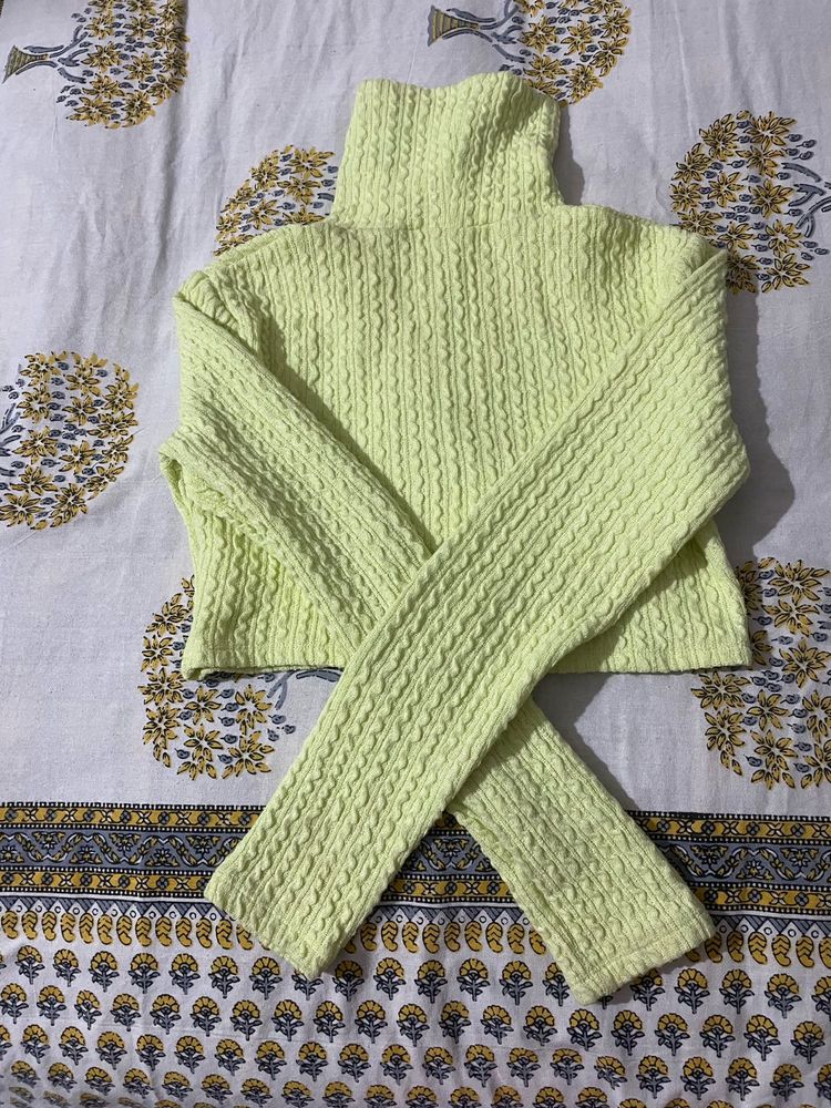 crop woolen top