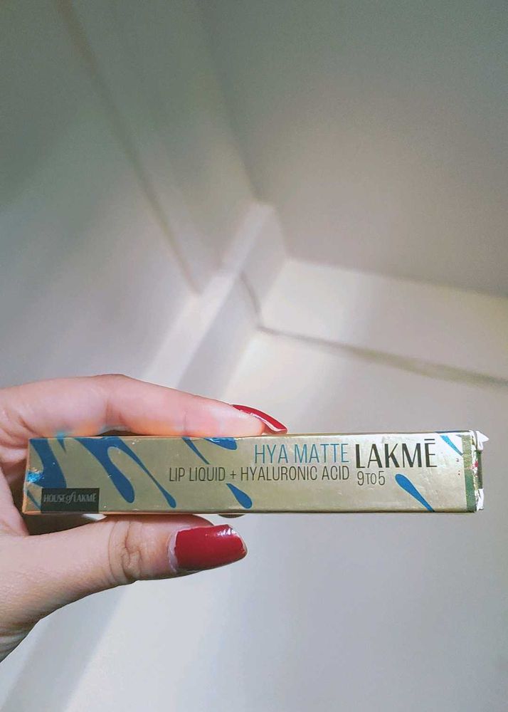 Lakme Hya Matte Lipstick