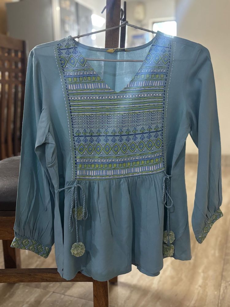 Global Desi Trendy Top