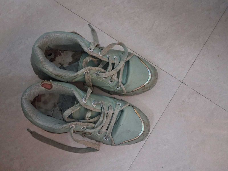 Green Shoes