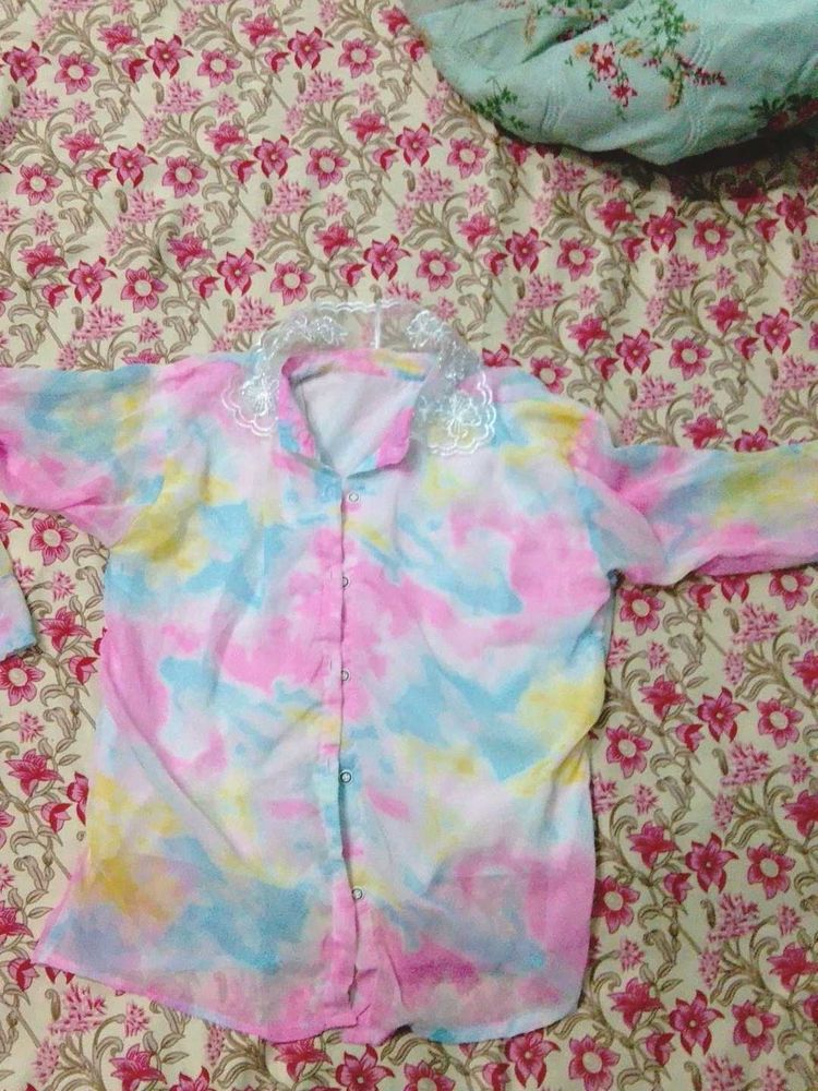 Tie-dye Lace Collar Top