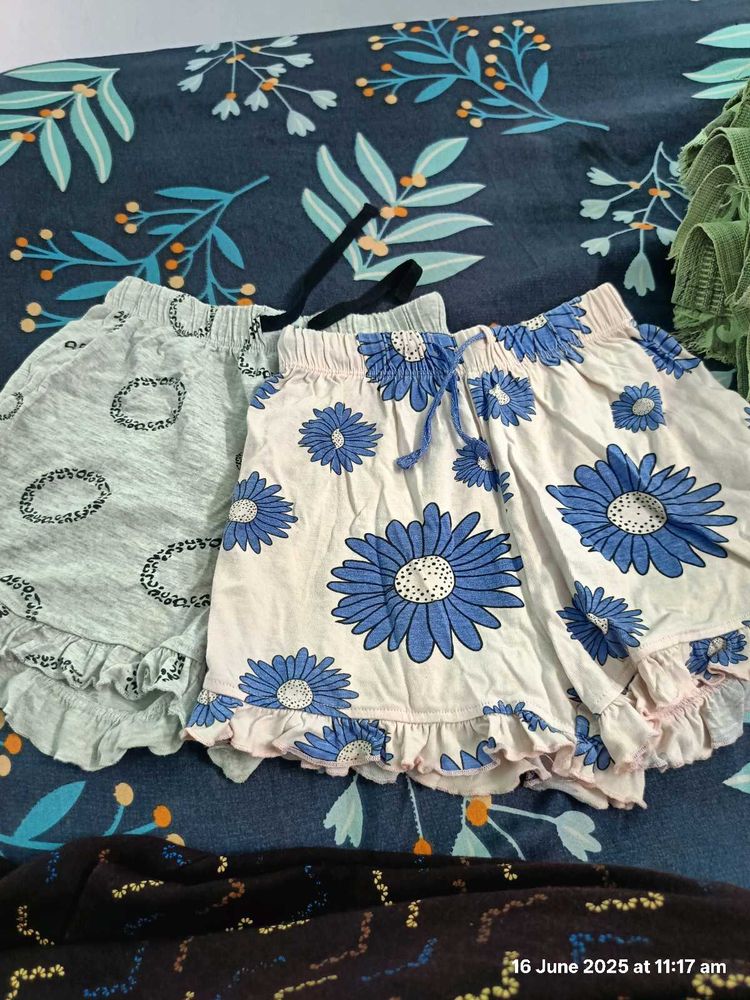Two Trousers 5-6yrs