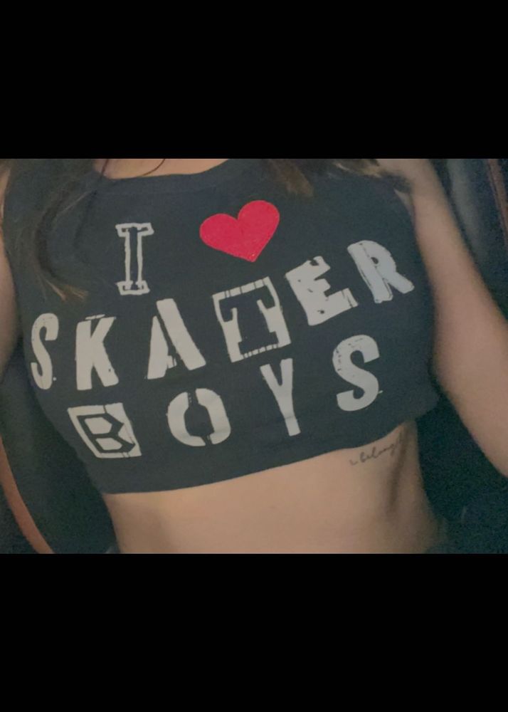 I &lt;3 Skater Boys Cropped Tank