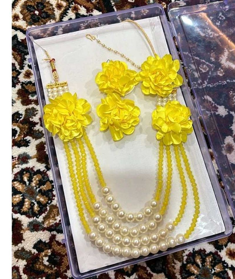 Haldi Jwellery Set