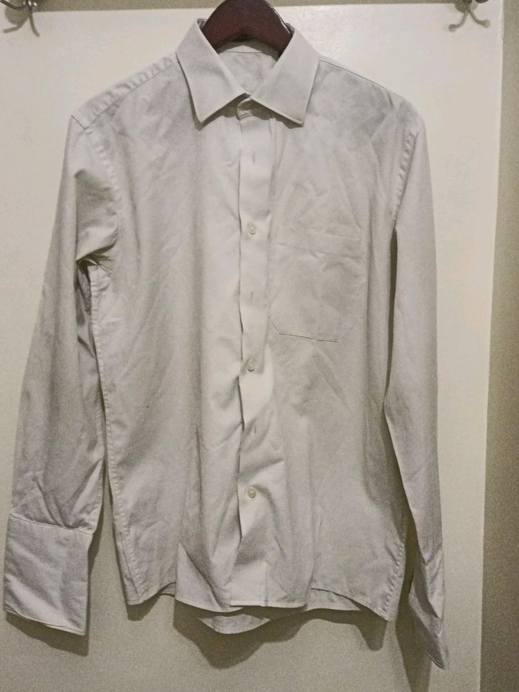 Off-white Shirt