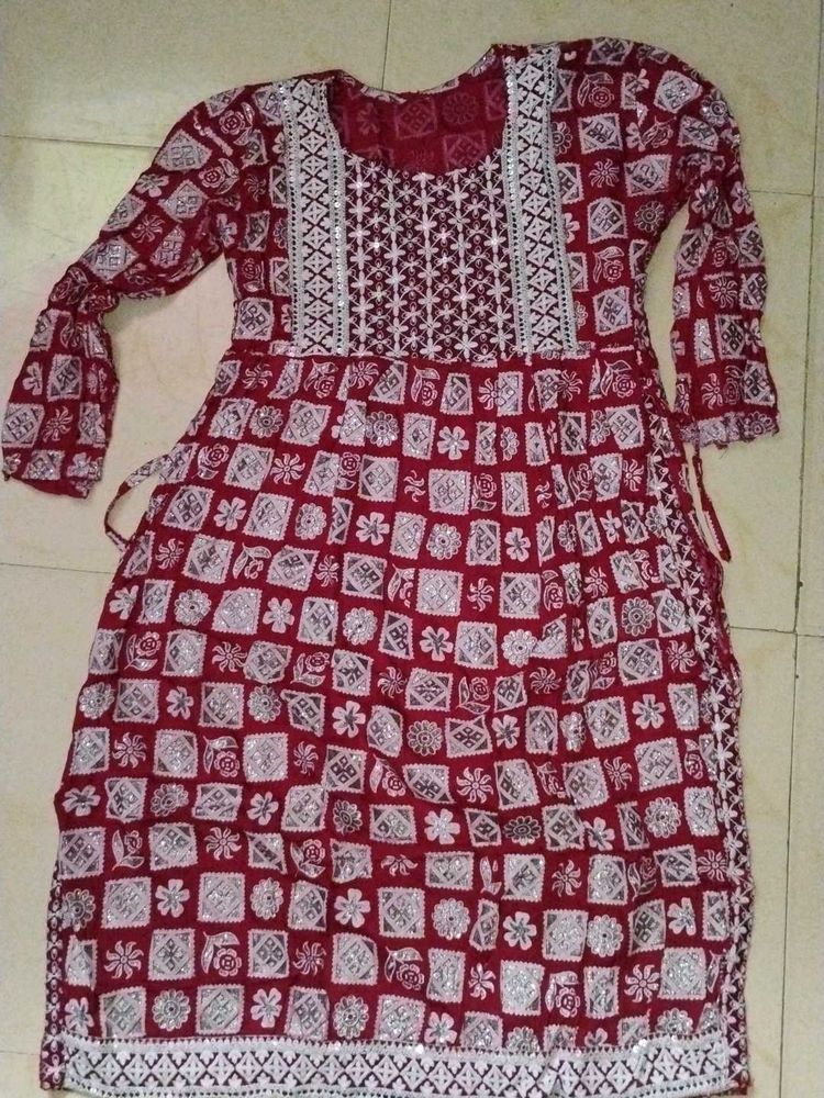 Maroon Embroidered Ethnic Kurta