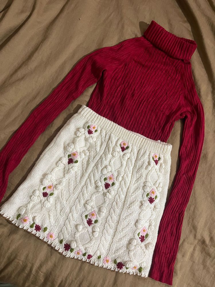 Knit Mini Skirt with high neck