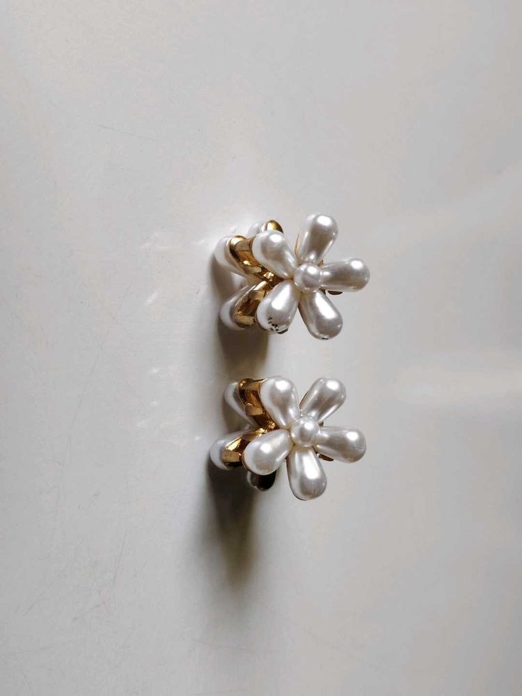 Pearl Flower Hair Clips